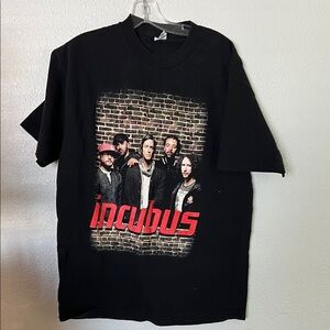 Black Graphic Incubus T-Shirt XL. Men’s or women’s.